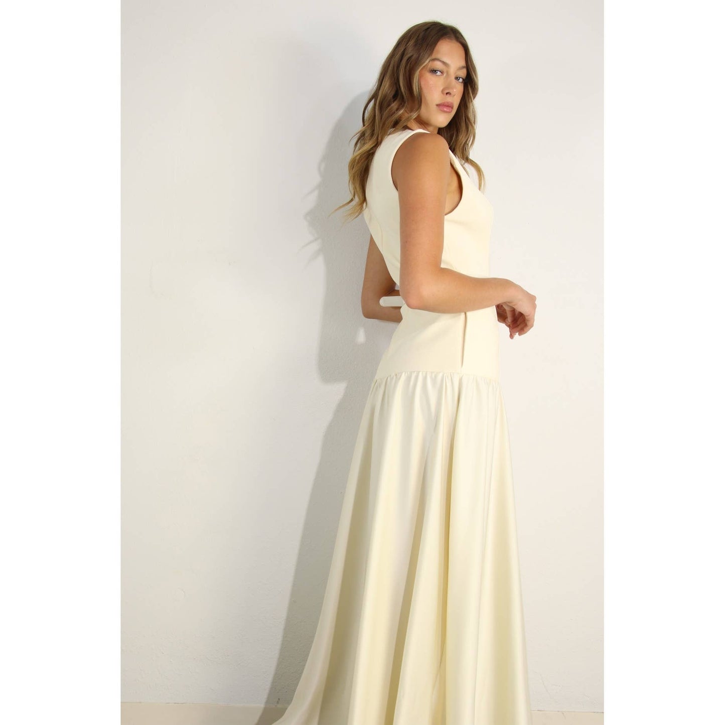 MIXED FABRIC BELTED MAXI DRESS