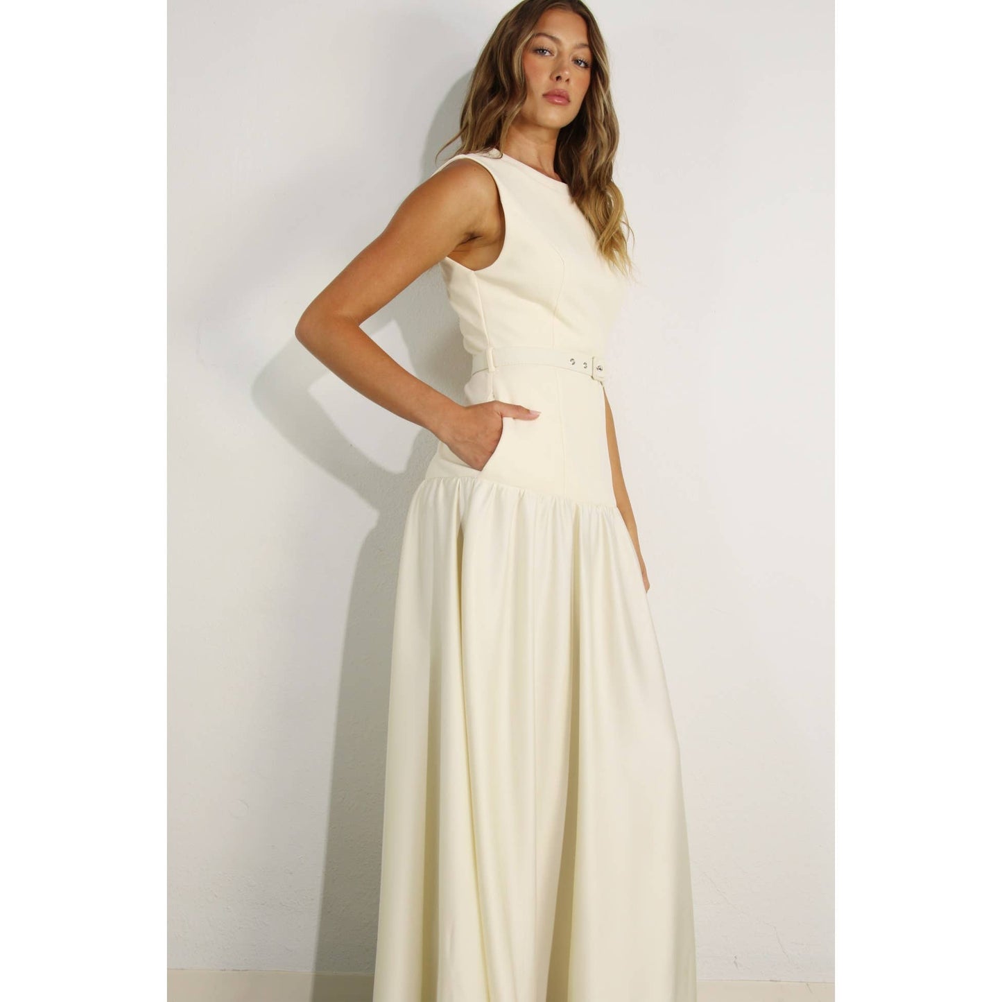 MIXED FABRIC BELTED MAXI DRESS