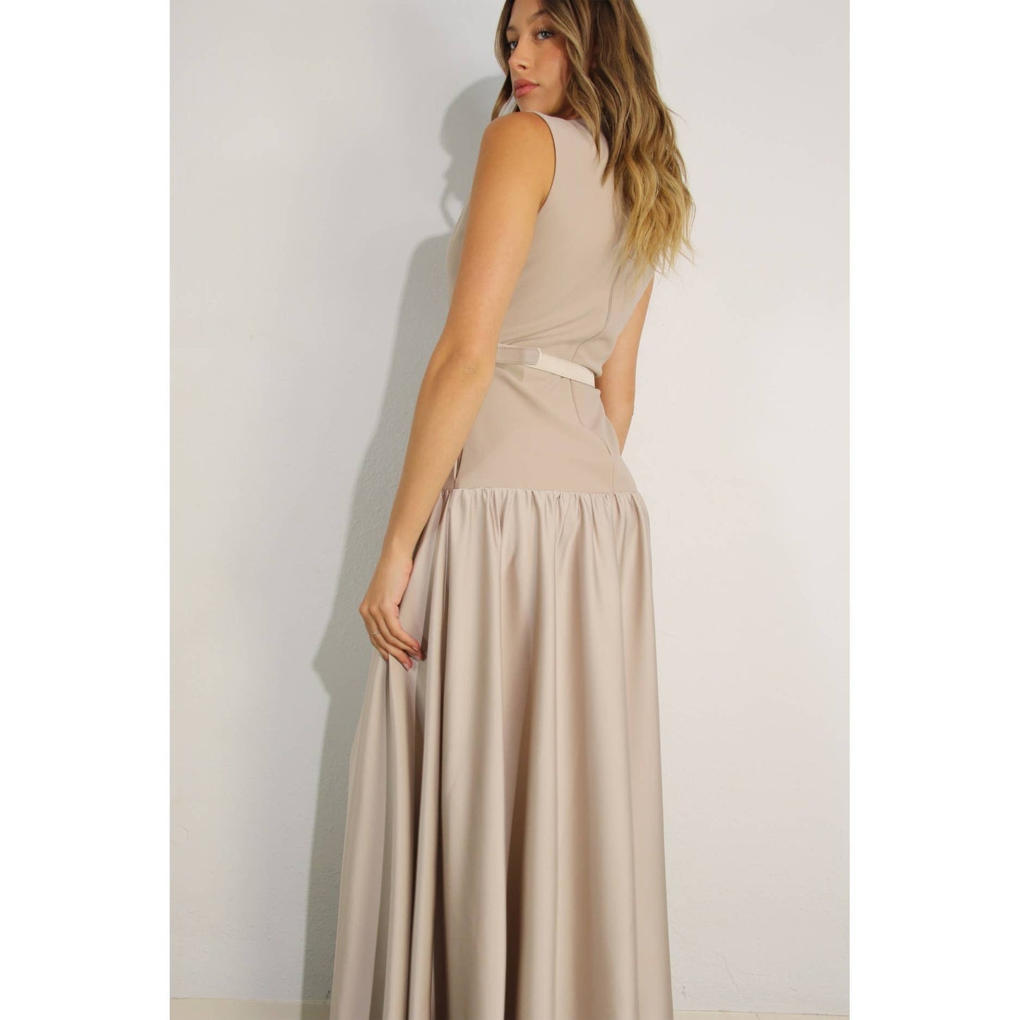 MIXED FABRIC BELTED MAXI DRESS