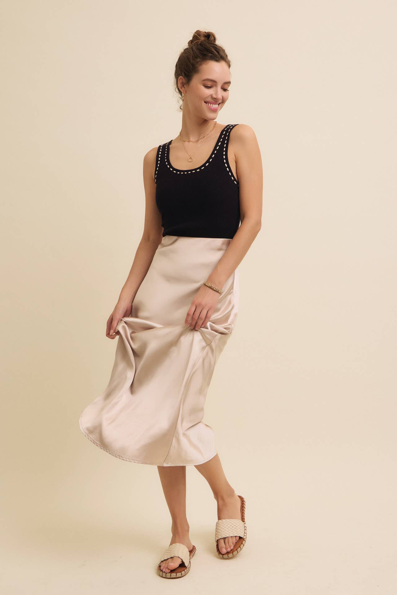 Victoria satin skirt