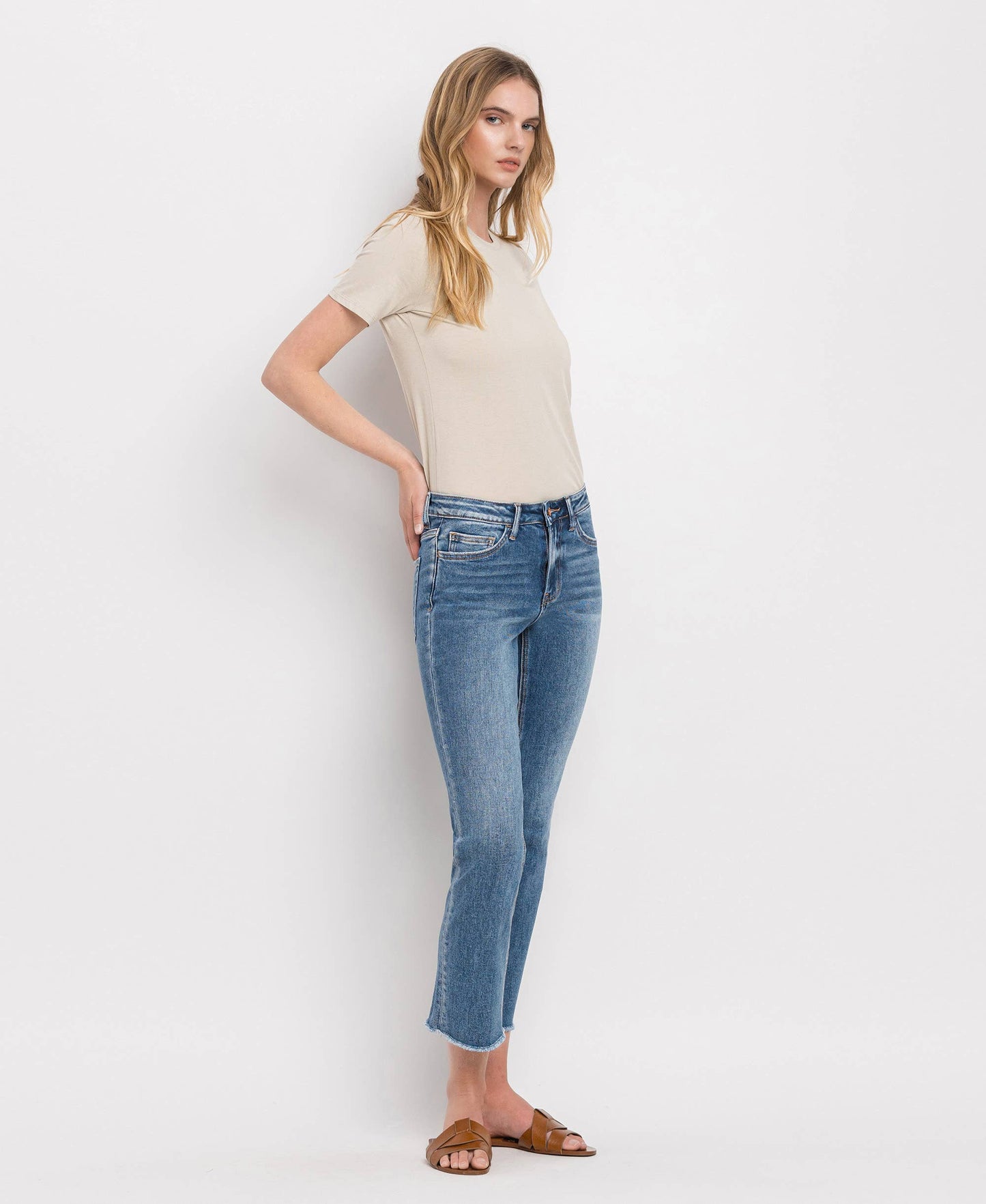 Harley RISE RAW HEM CROP STRAIGHT JEANS