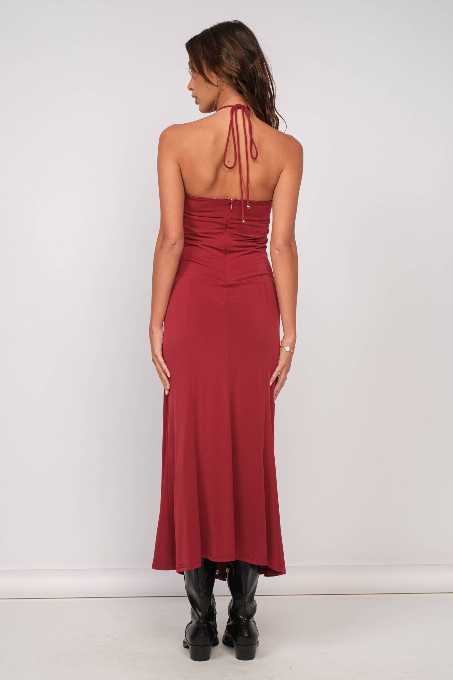 HALTER NECK FLOWER BROCHE POINT MIDI DRESS