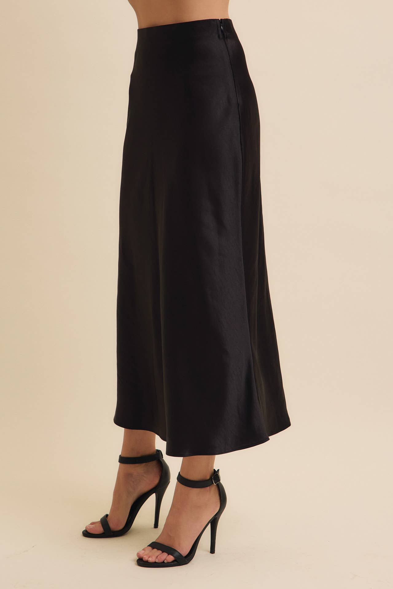 Victoria satin skirt