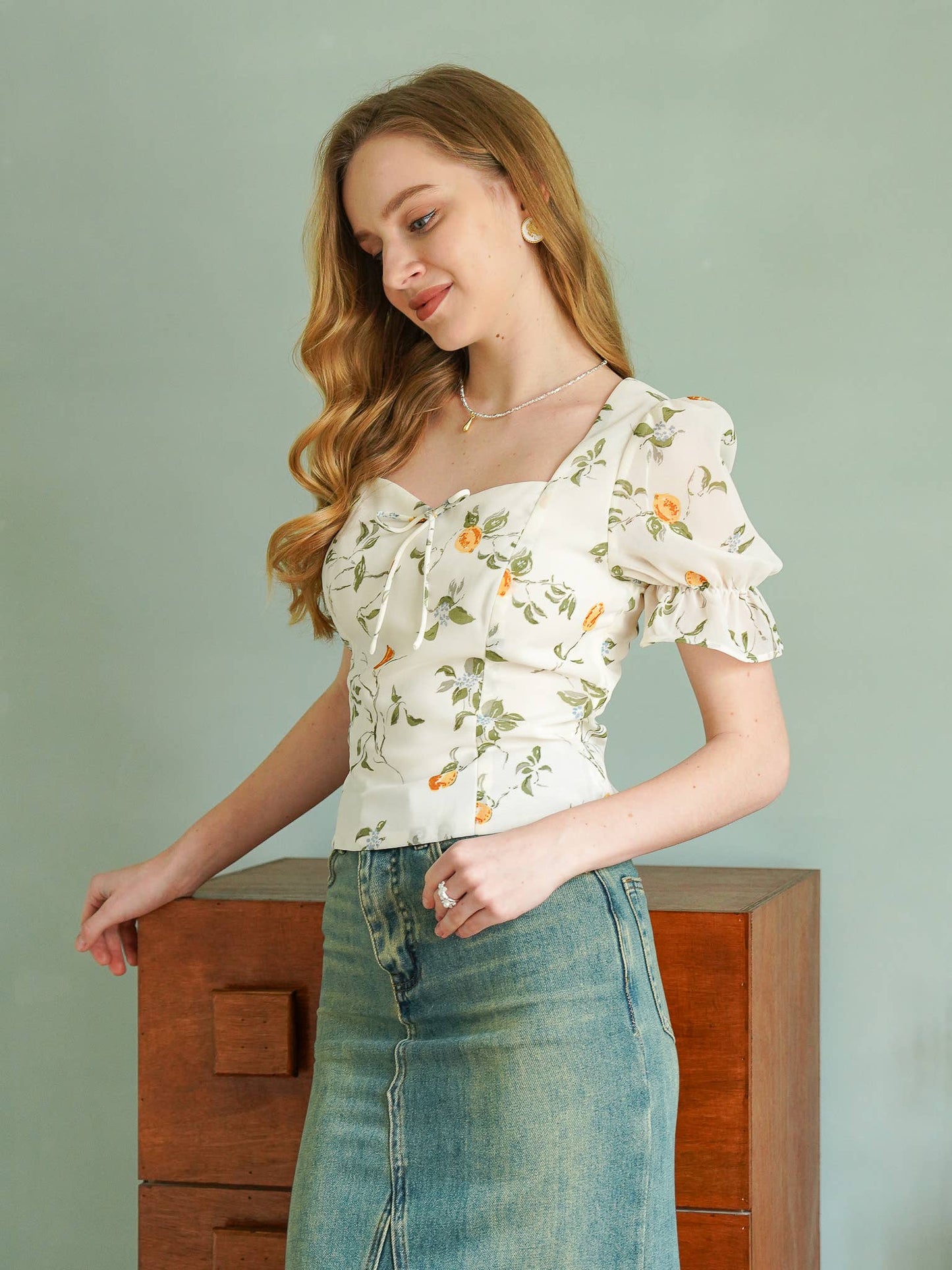 Hanna Floral Sweetheart Peplum Top