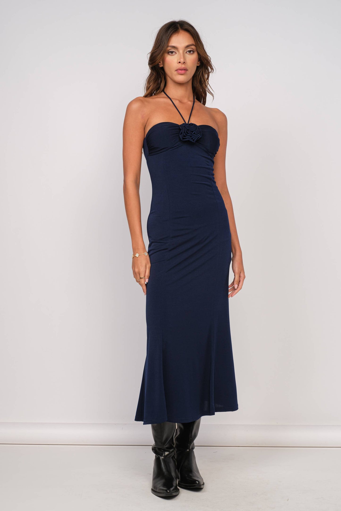 HALTER NECK FLOWER BROCHE POINT MIDI DRESS