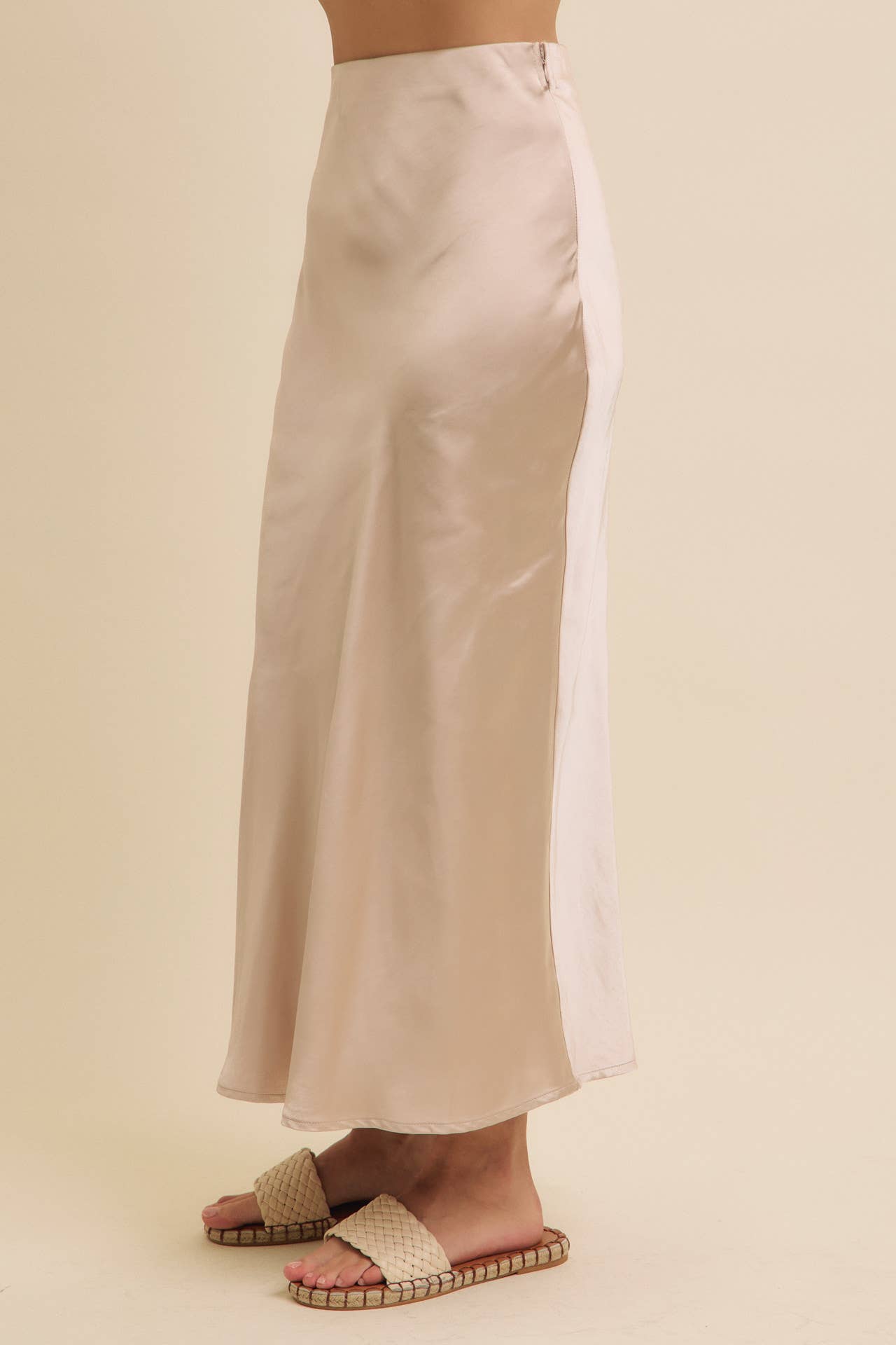 Victoria satin skirt