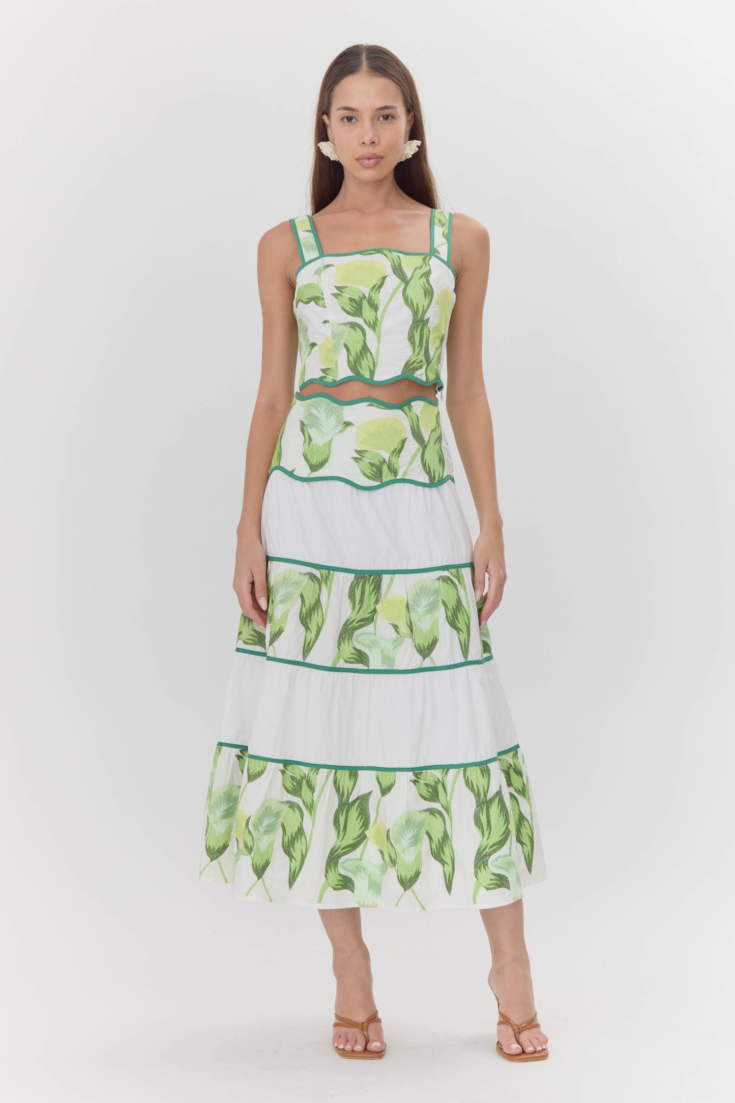 Daphne Embroidered SET