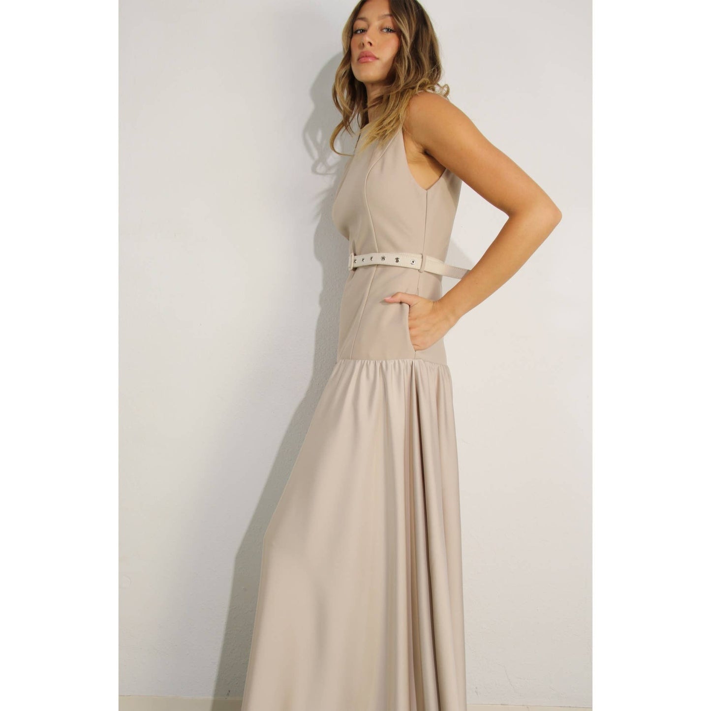 MIXED FABRIC BELTED MAXI DRESS