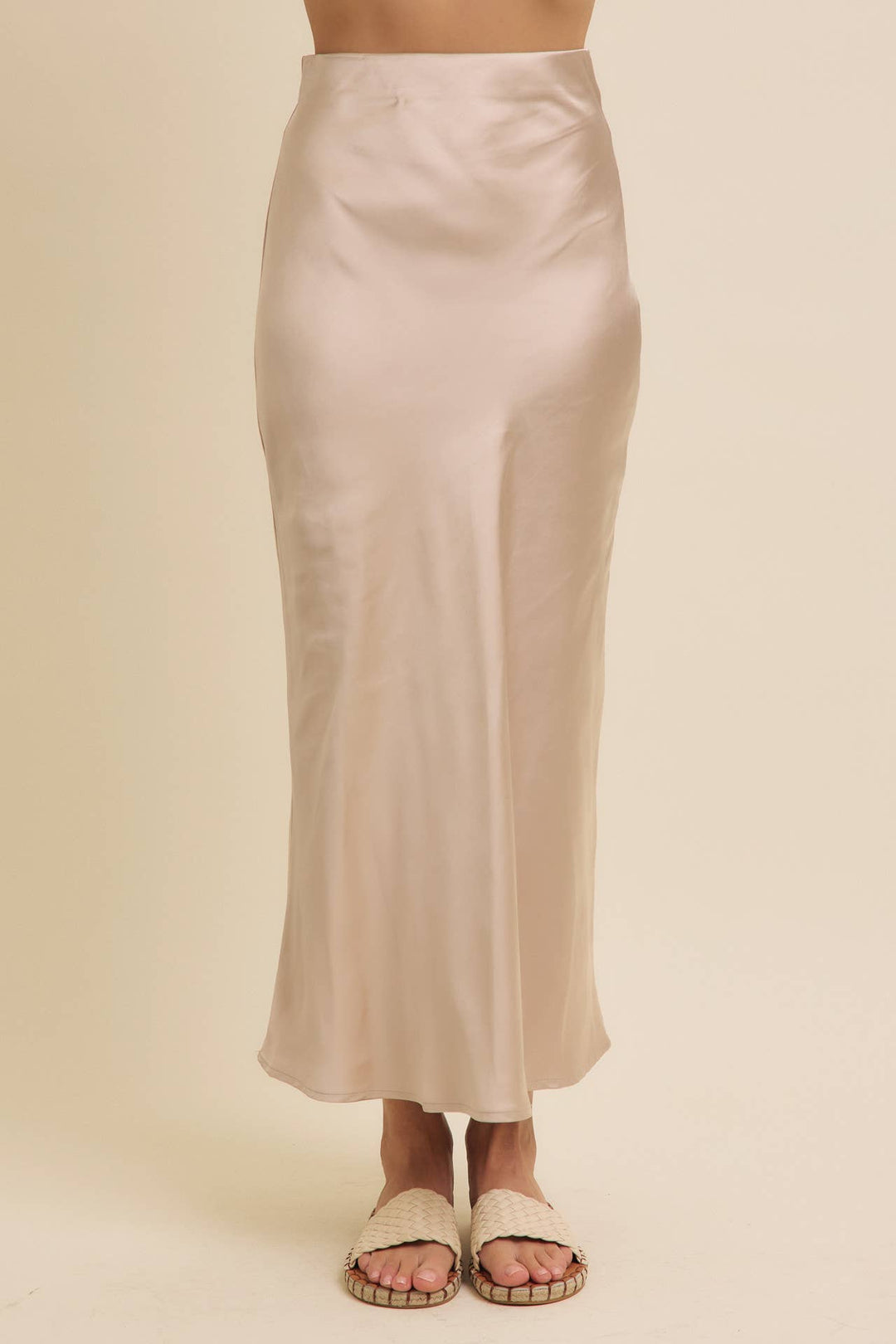 Victoria satin skirt