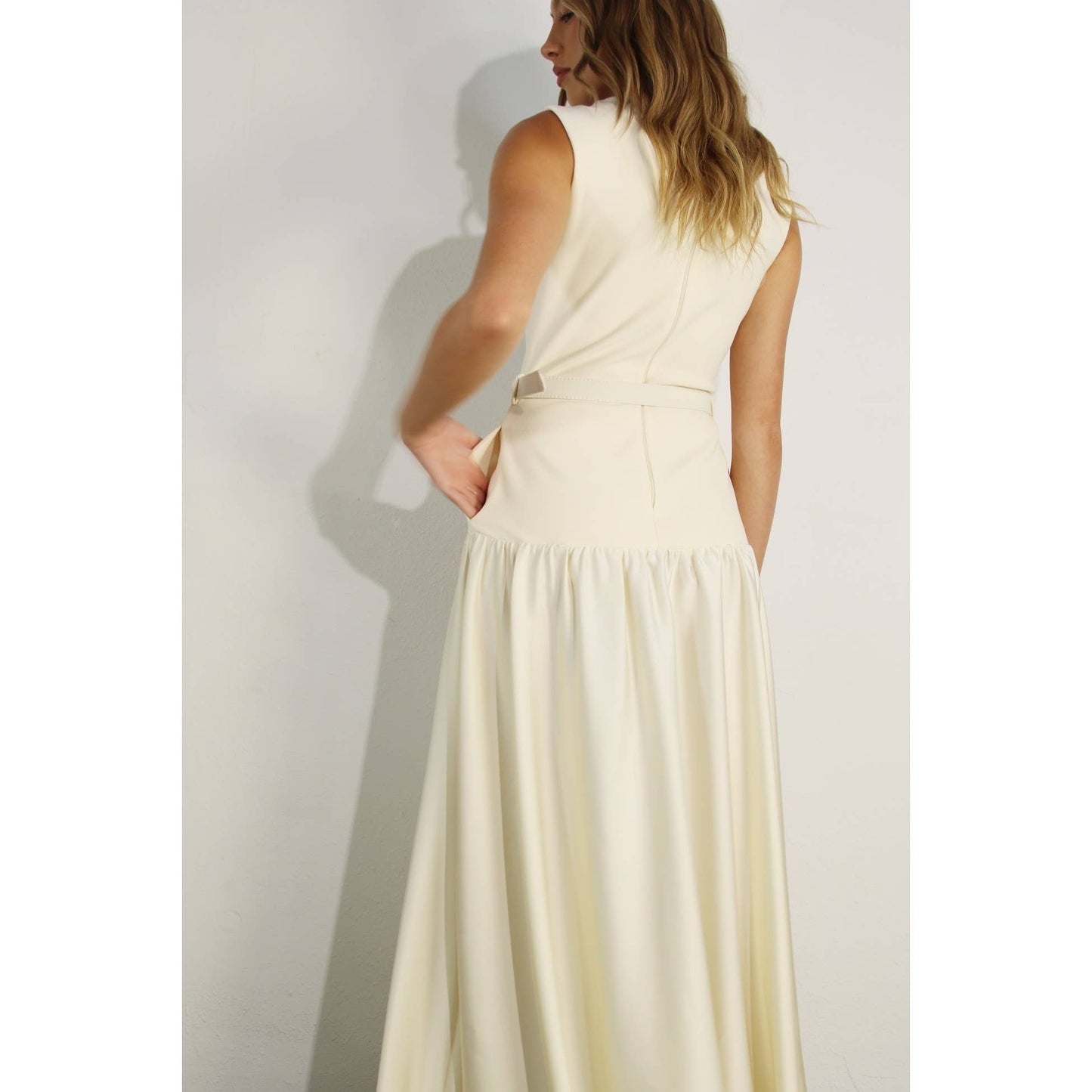MIXED FABRIC BELTED MAXI DRESS