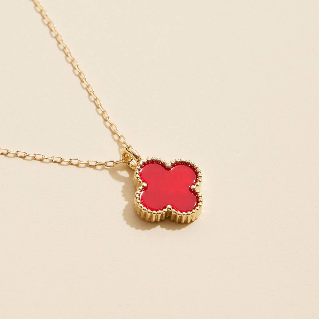 Single Flower Shell Charm Short Necklace