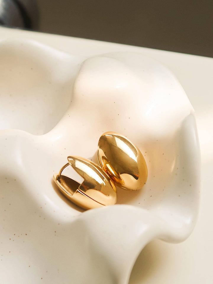 Elio 18K Gold Non-Tarnish Classic Oval Droplet Earring