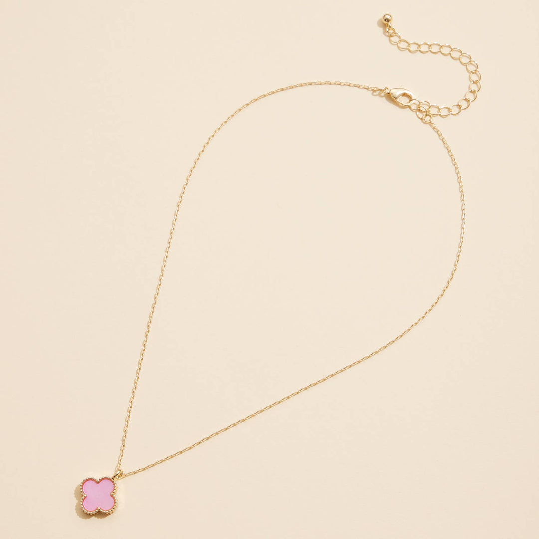 Single Flower Shell Charm Short Necklace