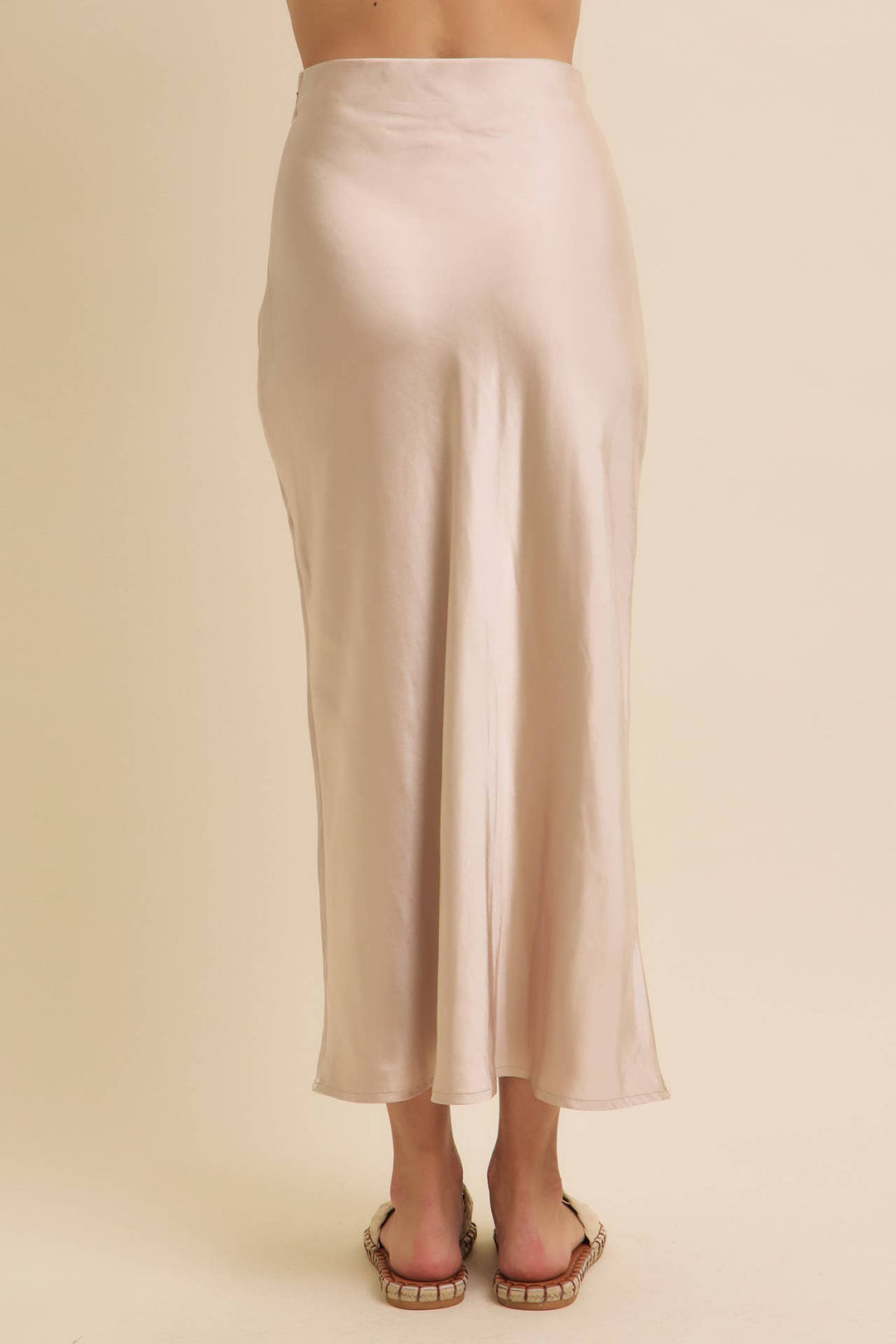 Victoria satin skirt